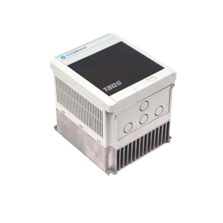 1305-BA03A-HAP, inversor de frequência para controle de motores em sistemas industriais, eficiente e de alto desempenho.