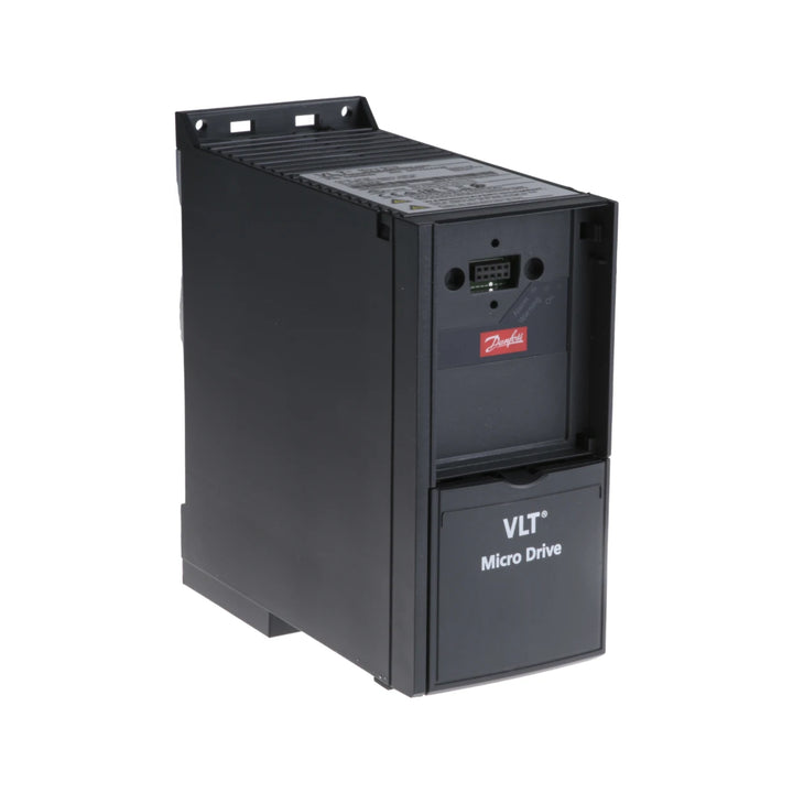 Danfoss 132F0022 VLT FC-051 frequency converter for precise and efficient motor control.