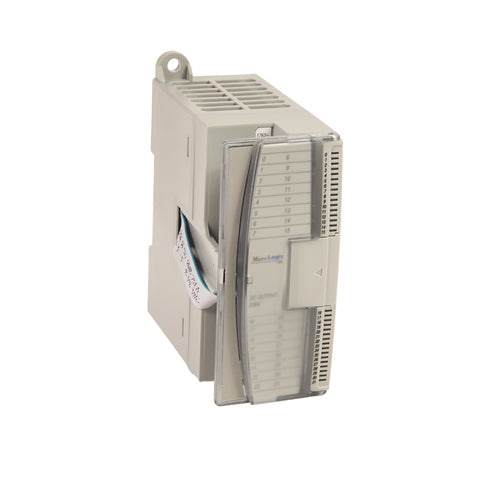 Allen-Bradley 1762-OX6I output module, 6-point isolated relay, AC/DC high current, for MicroLogix 1200/1400 controllers.