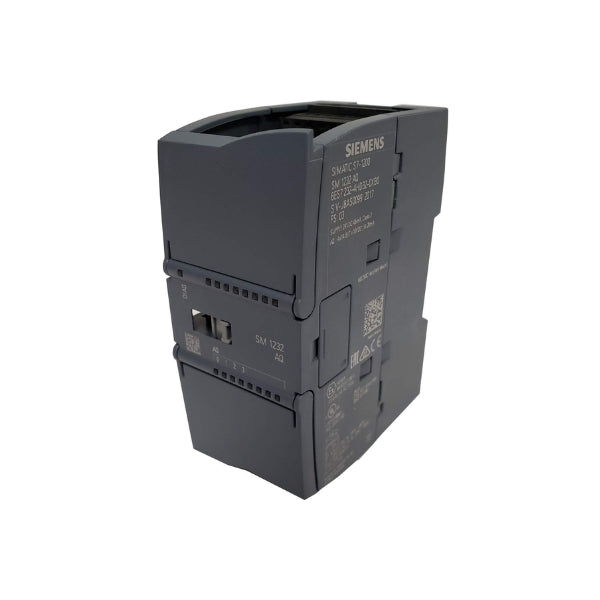Siemens 6ES7232-4HD32-0XB0 analog output module, 4-channel (0-10V, 0-20mA) for SIMATIC S7-1200 PLC automation.