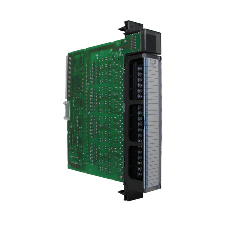 GE IC697MDL240 120VAC input module, 16-point with isolated channels, for Series 90-70 PLC systems in industrial automation.