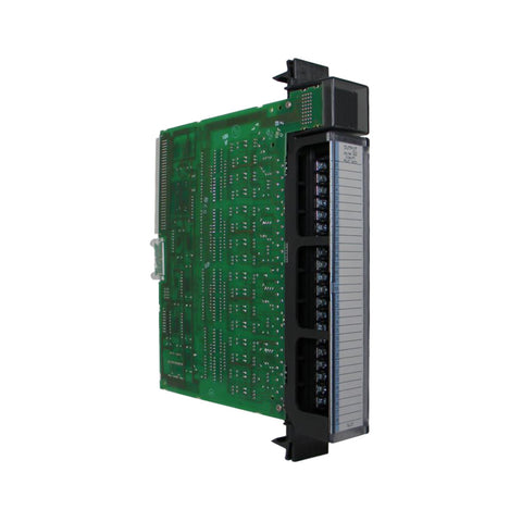 GE IC697MDL750 32-point DC output module for 5/12/24VDC sourcing applications in Series 90-70 PLC systems.