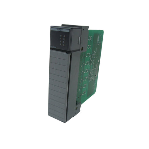 1746-IB8, módulo de entrada digital Allen-Bradley SLC 500 com 8 canais, ideal para controle em sistemas de automação industrial.