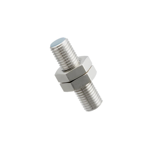 Baumer IFRM08P1701/KS35L Proximity Sensor, compact and efficient for industrial use.