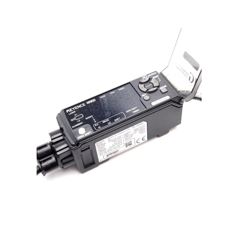 Keyence IG-1000 controller for IG Series micrometers, with fast sampling, digital display, and dual output for high-precision measurement.
