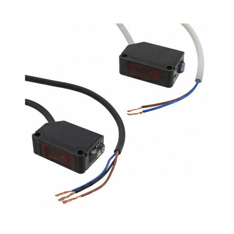 Panasonic CX-411 reflective photoelectric sensor, NPN output, 500 mm range, compact IP67 housing for industrial automation use.
