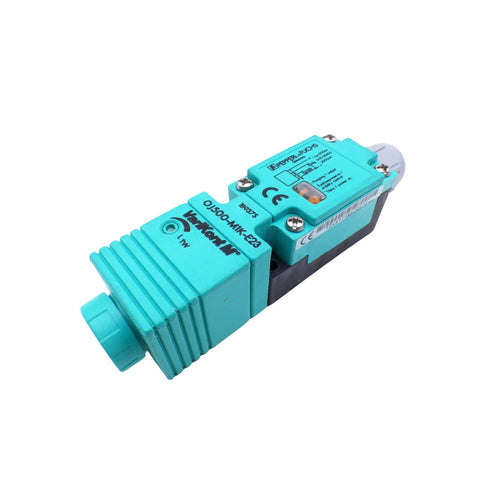 Pepperl+Fuchs OJ500-M1K-E23 fiber optic sensor, adjustable head, 10-30V DC, PNP output, IP67 rated, for industrial applications.