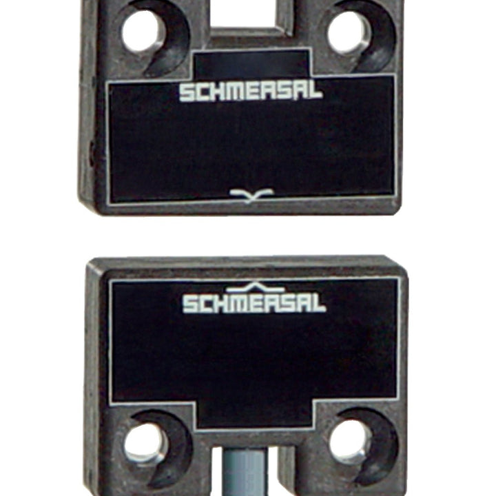 Schmersal BNS 250-11ZG Safety Switch for reliable industrial safeguarding.