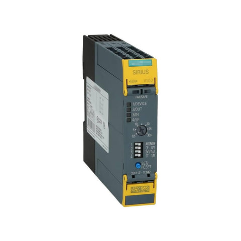 Siemens 3SK1121-1CB42 safety relay module for industrial automation.