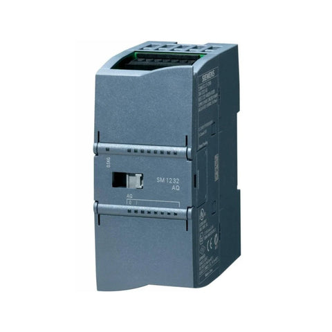 Siemens 6ES7232-4HD32-0XB0 SIMATIC S7-1200 analog output module for industrial automation.