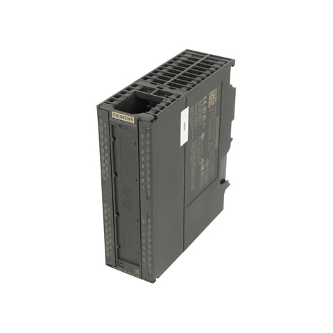 Siemens 6ES7322-1BL00-0AA0 SIMATIC S7-300 digital output module with 32 channels for industrial automation.
